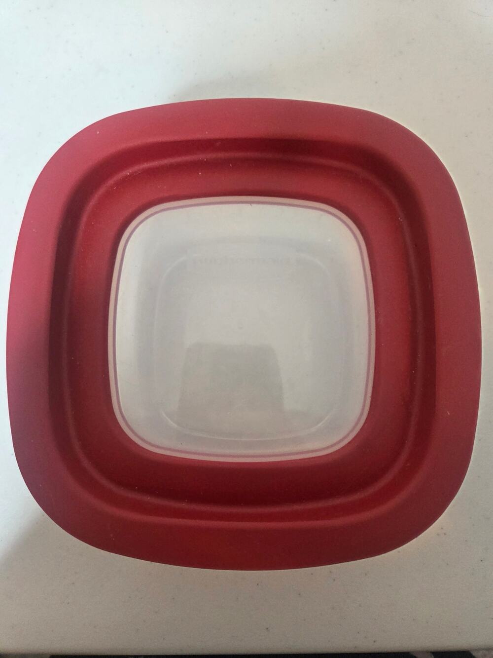 Rubbermaid Premier Swirls Red View Through Lid Food Storage Container with Lid 5